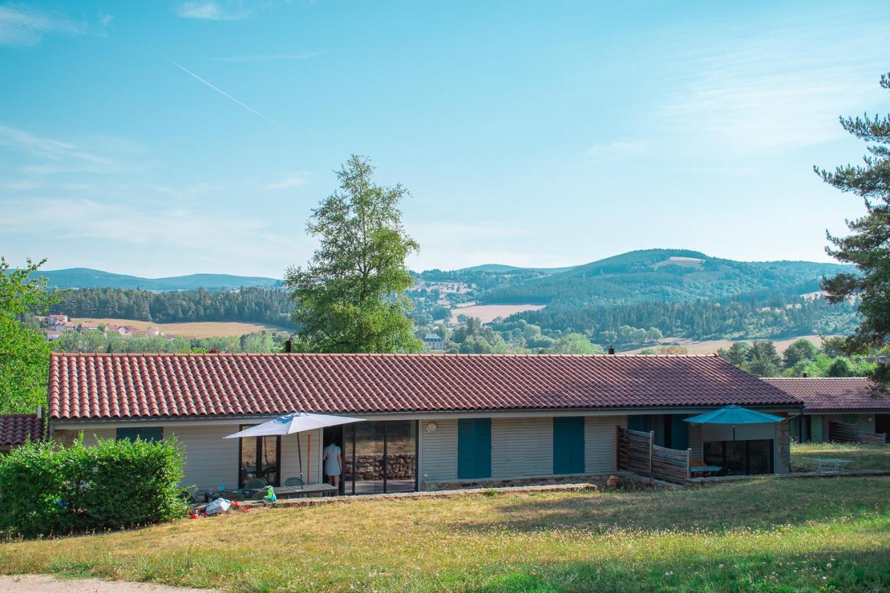 Village De Gites De La Foret De Ganigal Le Malzieu-Ville Exterior photo